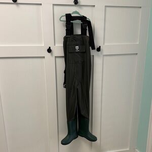 TideWeez Kids Green Chest Waders with Adjustable Straps